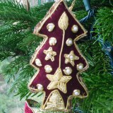 An embroidered Christmas tree made in India